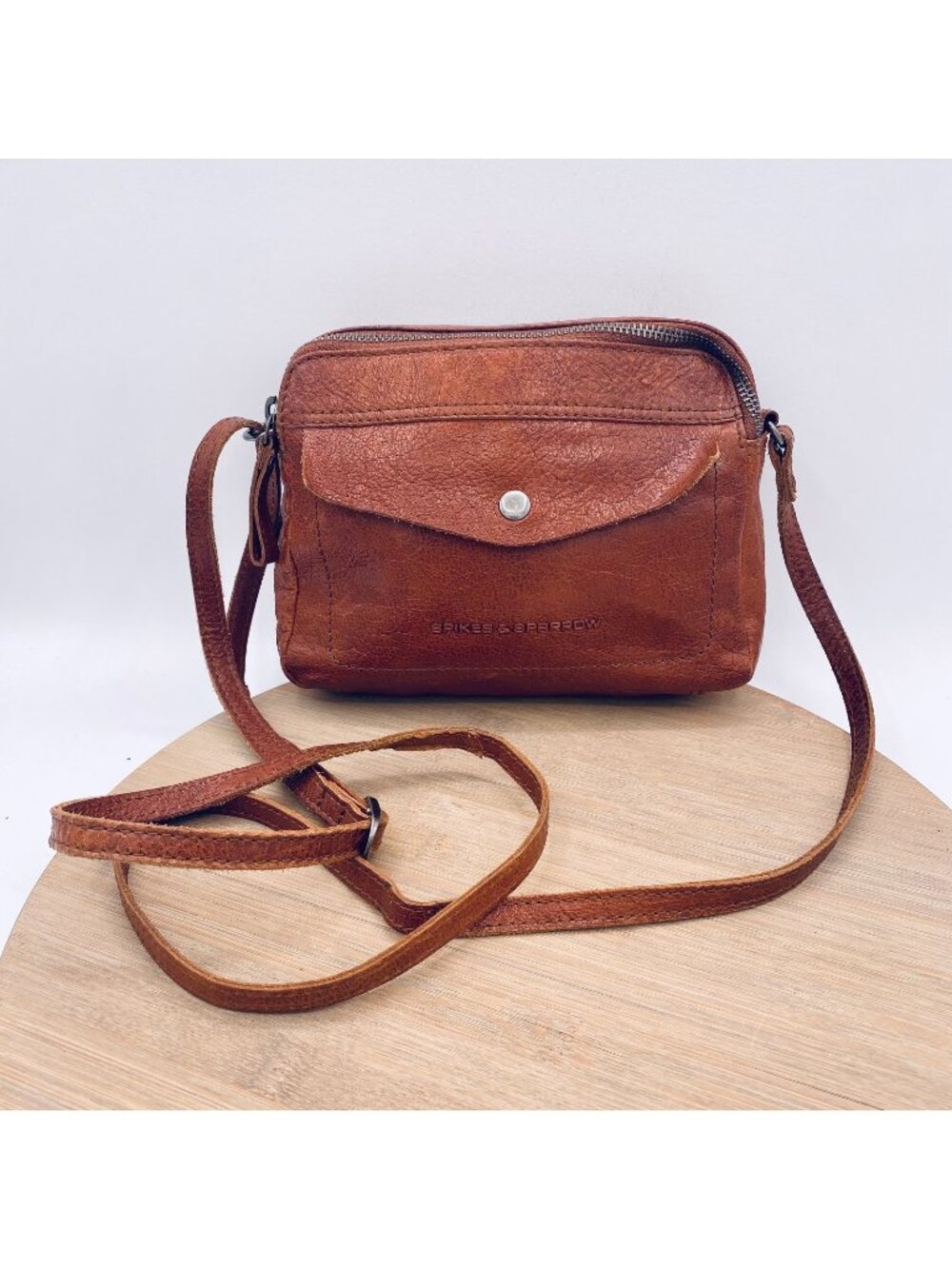 Spikes Sparrow Leather Crossbody Bag Small Tan 3 Pocket Messenger Purse